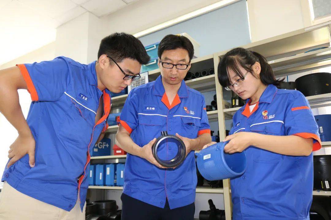 技術推廣，匠心筑夢——青浦區個人與集體榮獲2022年全國五一勞動獎